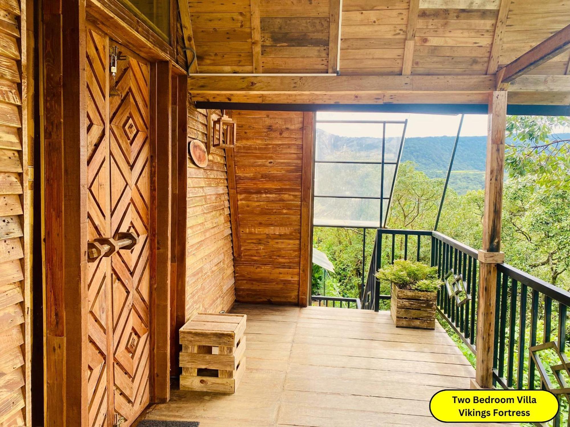 Hunters Wood Cabins Нувара-Елія Екстер'єр фото