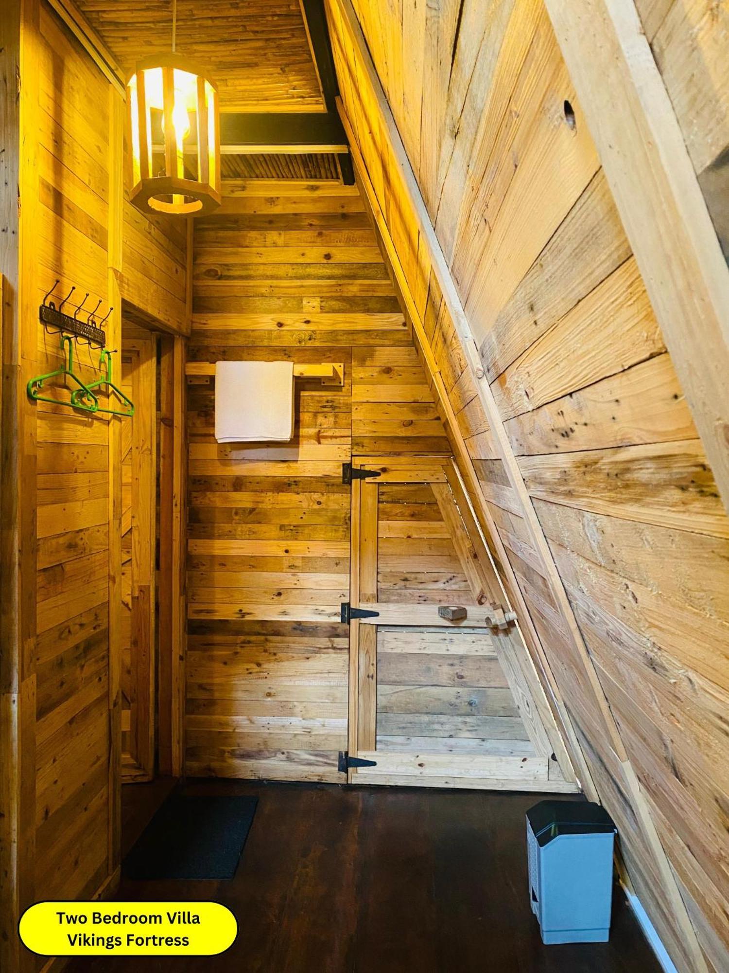 Hunters Wood Cabins Нувара-Елія Екстер'єр фото